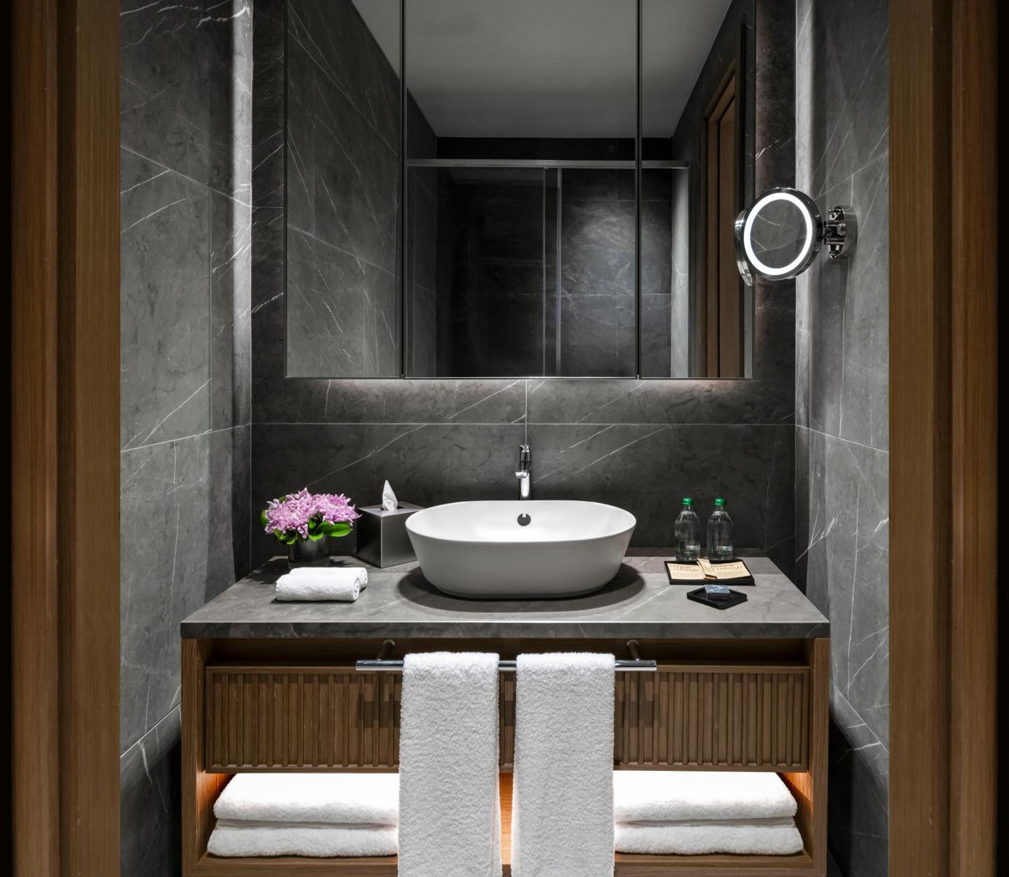 Otel Moevenpick Living Saklivadi *