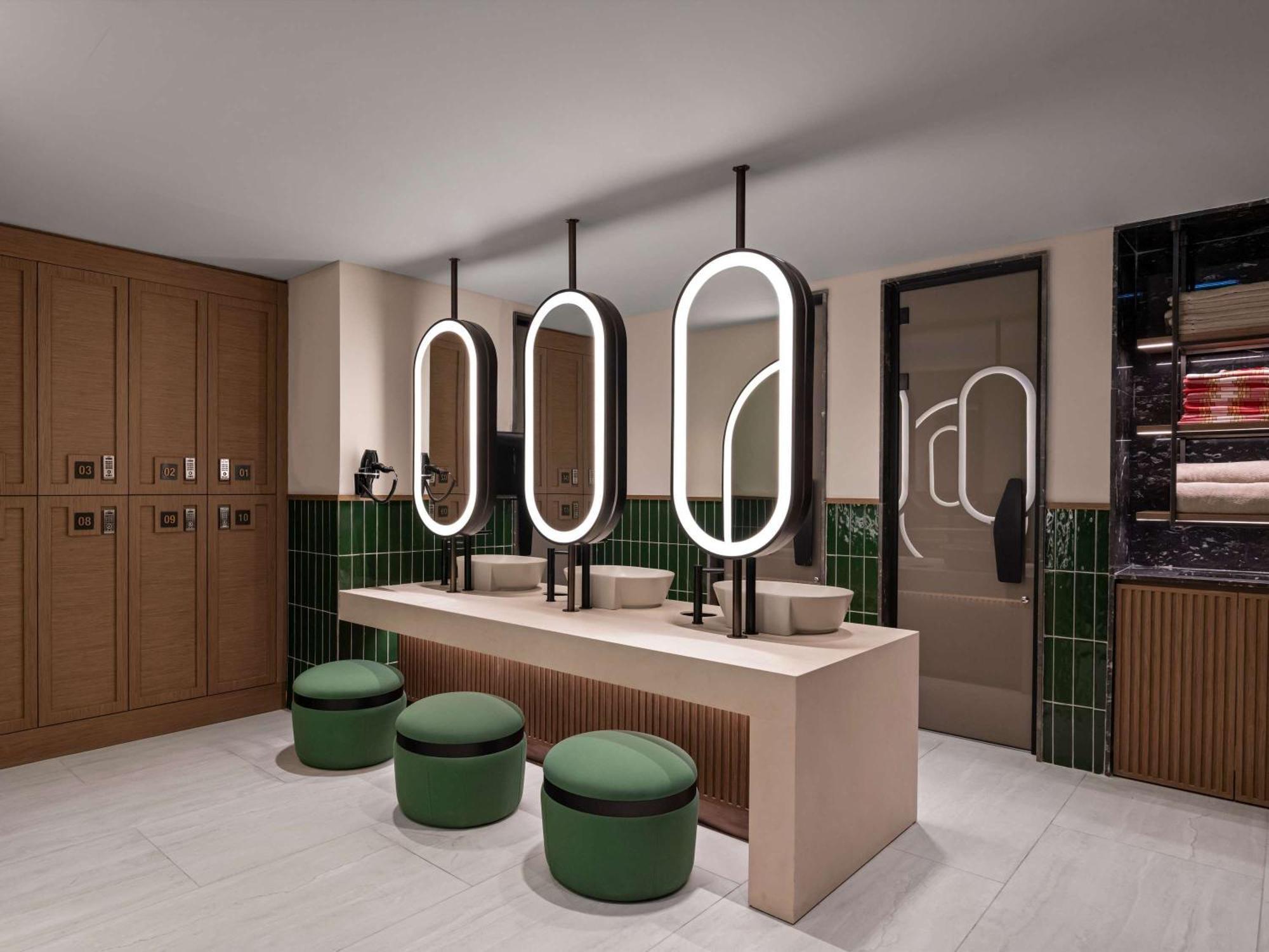 Otel Moevenpick Living Saklivadi