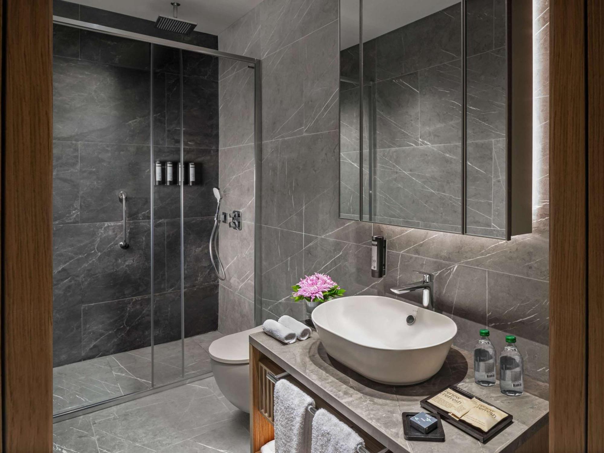 Otel Moevenpick Living Saklivadi İstanbul