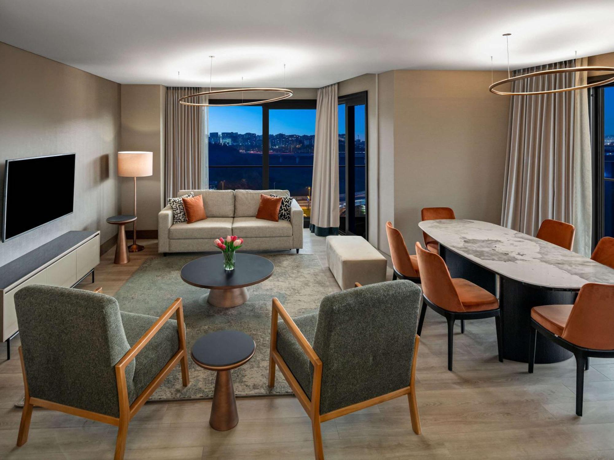 Moevenpick Living Saklivadi Otel