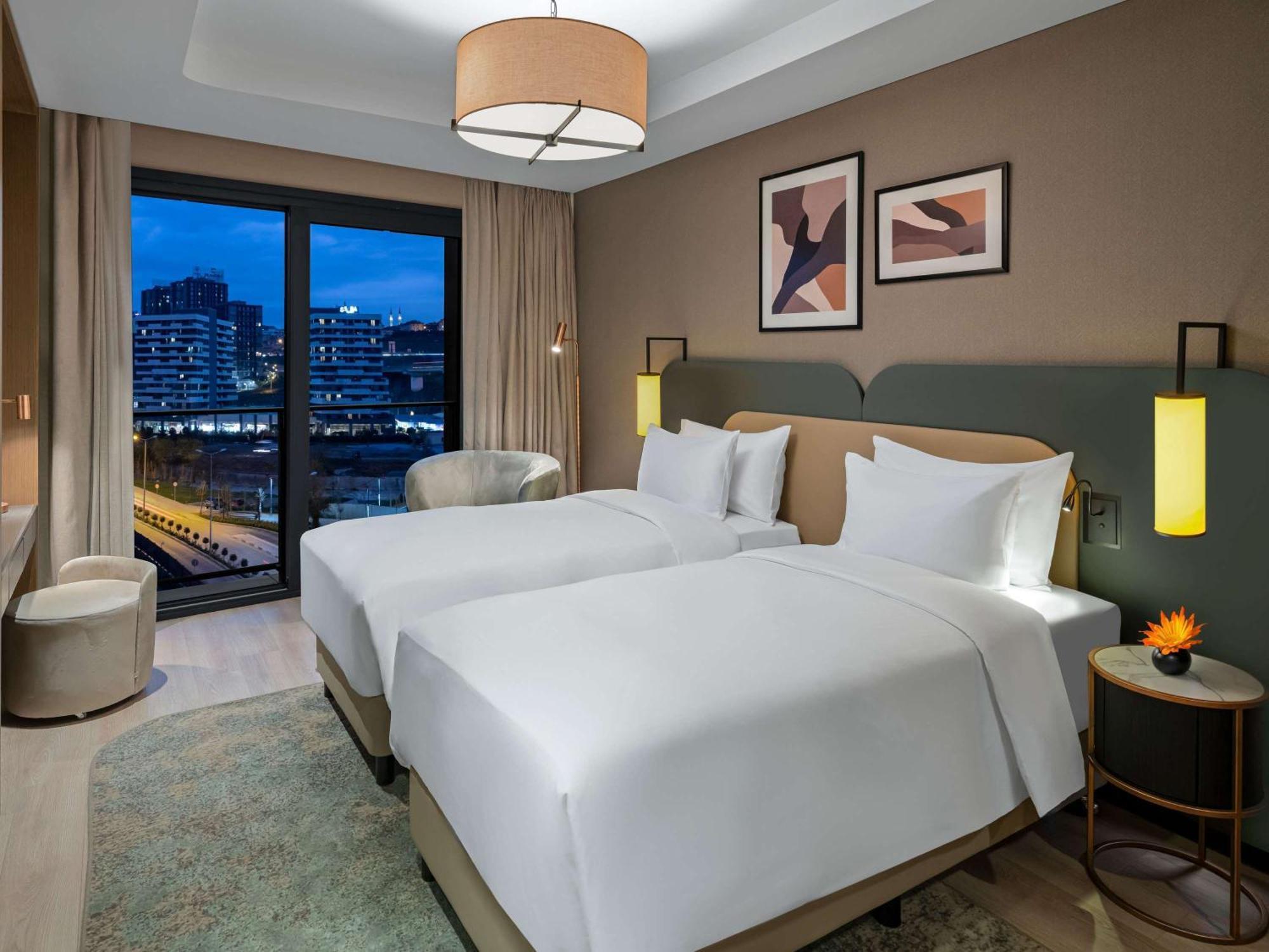 Otel Moevenpick Living Saklivadi İstanbul